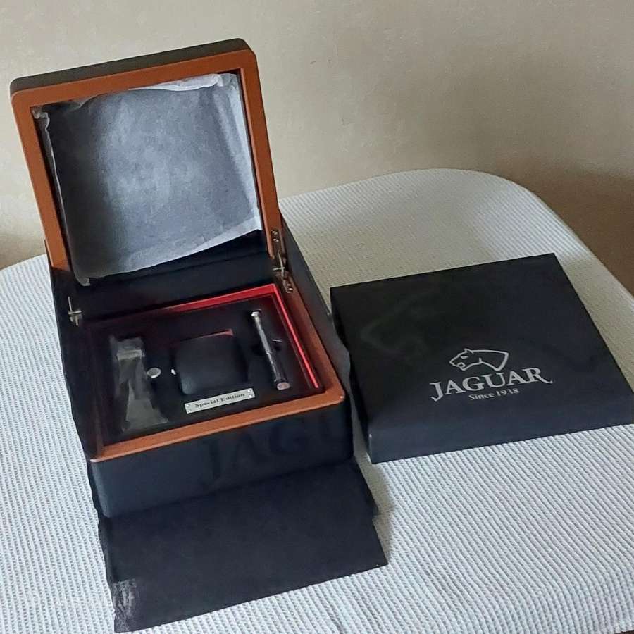 Apyrankė " Jaguar " vyriškam laikrodžiui - nuotraukos Nr. 15