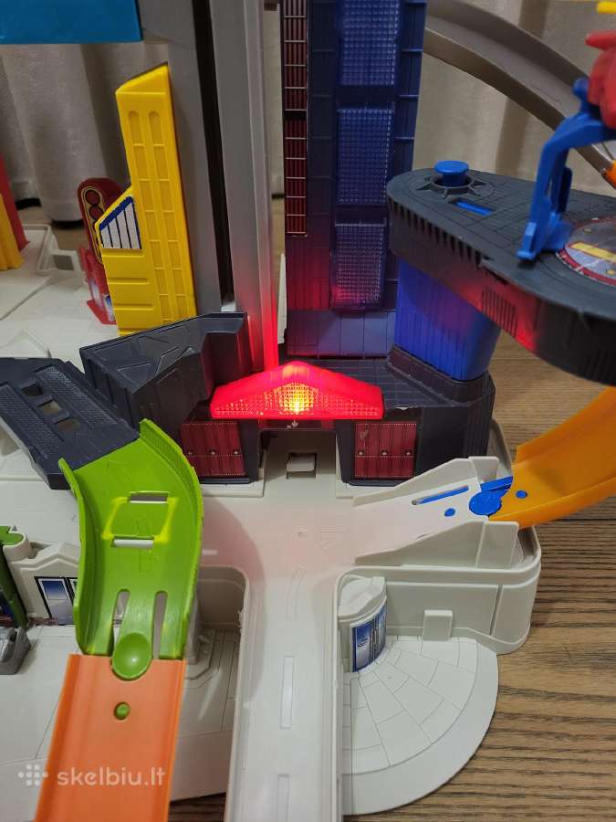 Hot Wheels trasa / garažas - nuotraukos Nr. 9
