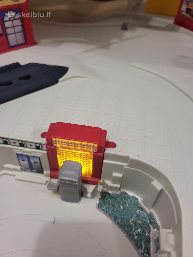 Hot Wheels trasa / garažas - nuotraukos Nr. 11