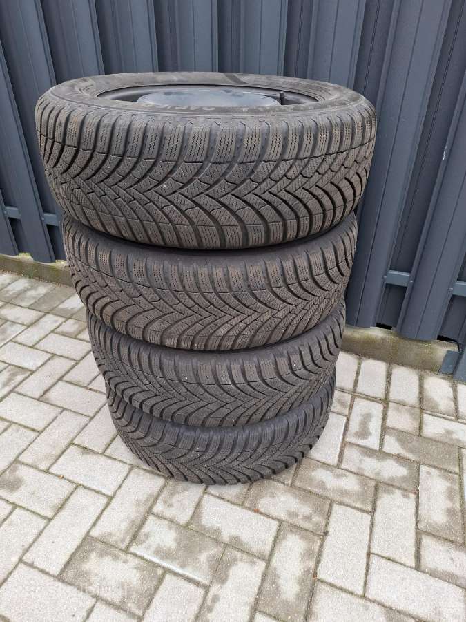Žieminės Semperit padangos 215/60 R16 - nuotraukos Nr. 2