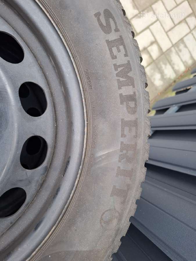 Žieminės Semperit padangos 215/60 R16 - nuotraukos Nr. 3