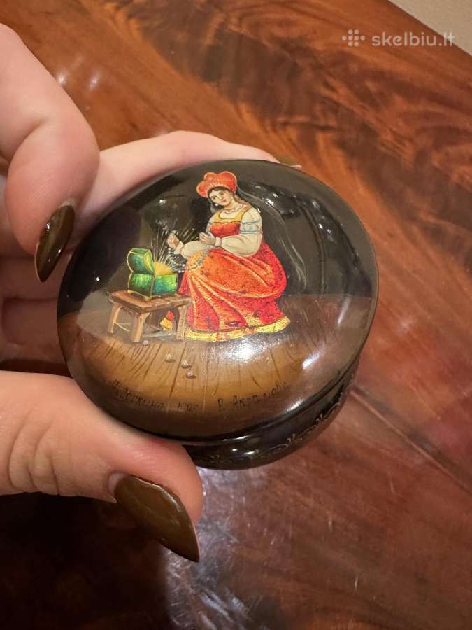 2 Fedoskino lak. miniatiūros dėžutės – 7 ir 5,5cm - nuotraukos Nr. 4