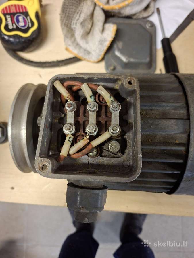 Elektros variklis trifazis 0,75 kw 1370 aps. - nuotraukos Nr. 3