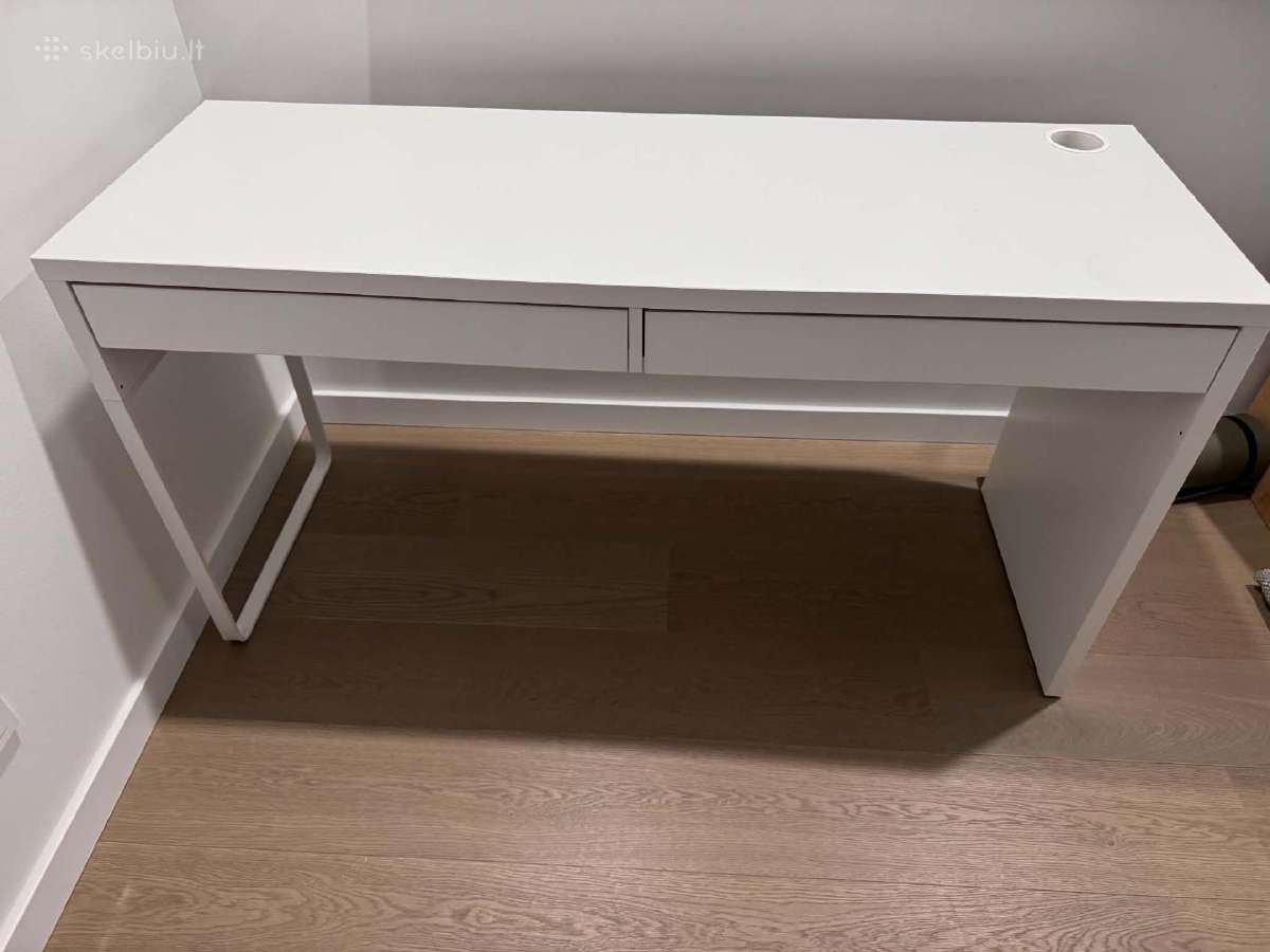 Ikea baltas rašomasis stalas Micke - nuotraukos Nr. 2