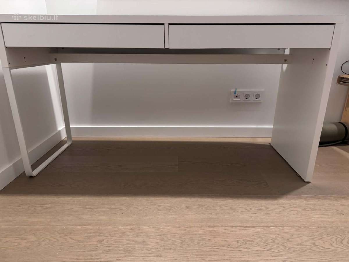 Ikea baltas rašomasis stalas Micke - nuotraukos Nr. 3