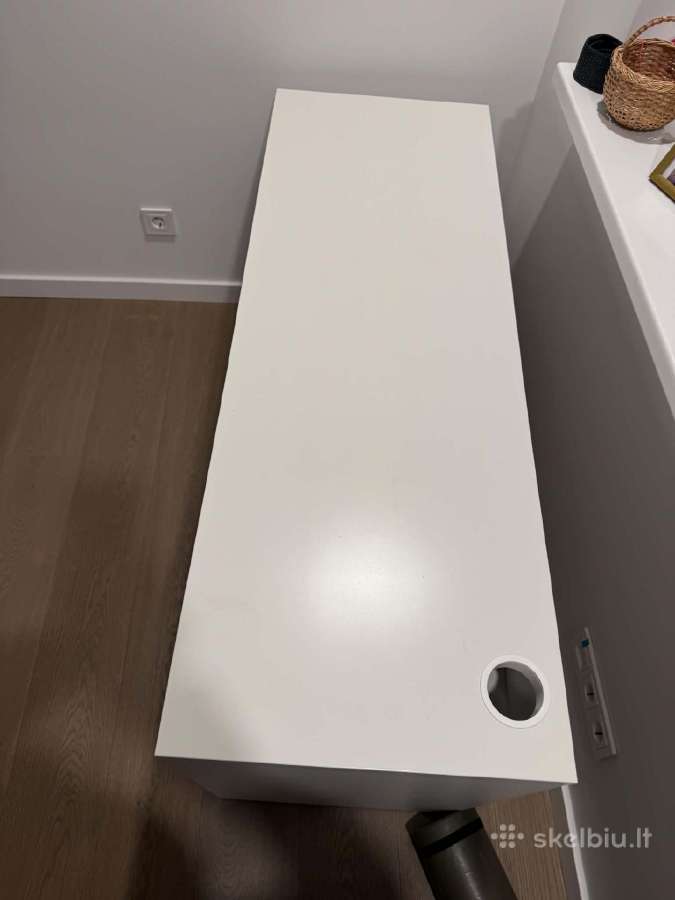 Ikea baltas rašomasis stalas Micke - nuotraukos Nr. 4