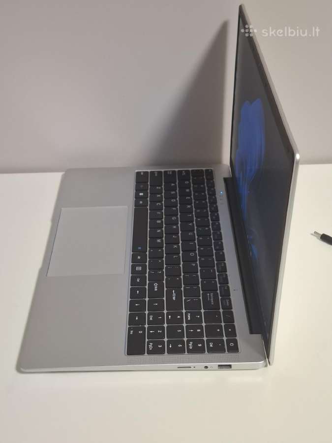 Netbook - nuotraukos Nr. 3