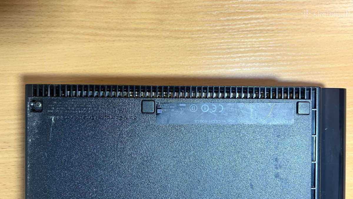 PS3 super slim atristas + 2 pulteliai - nuotraukos Nr. 3