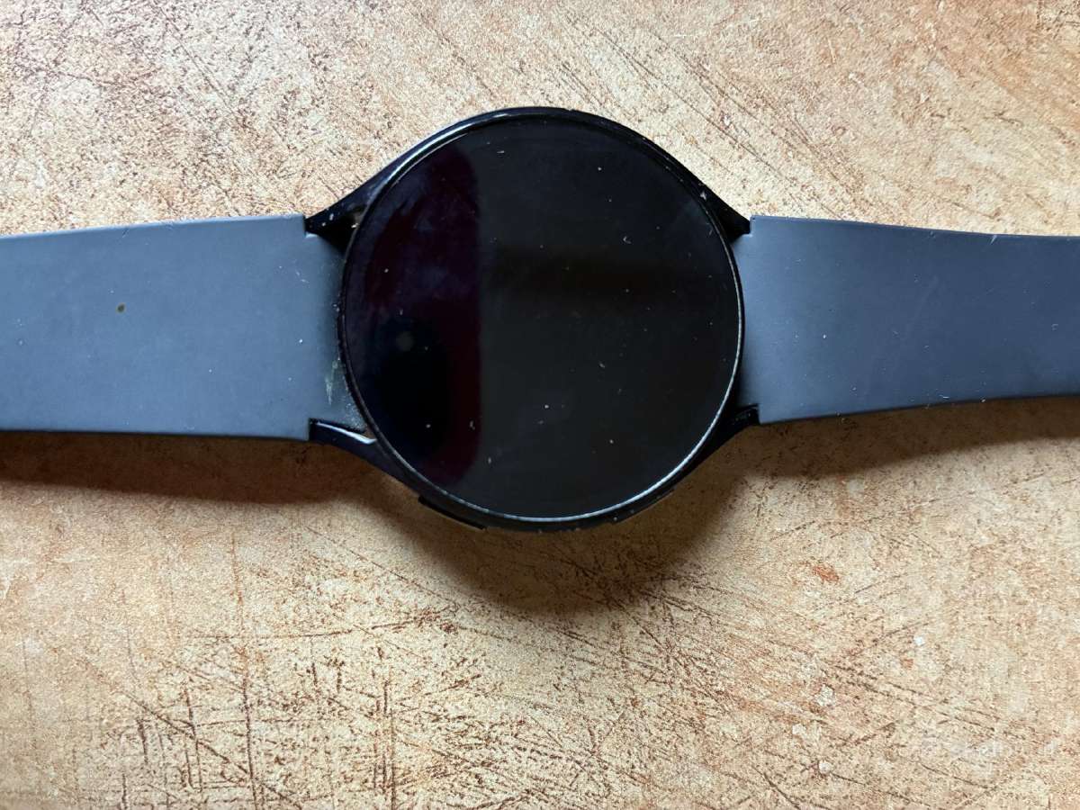 Samsung Galaxy Watch6 44mm Lte su defektu! - nuotraukos Nr. 2