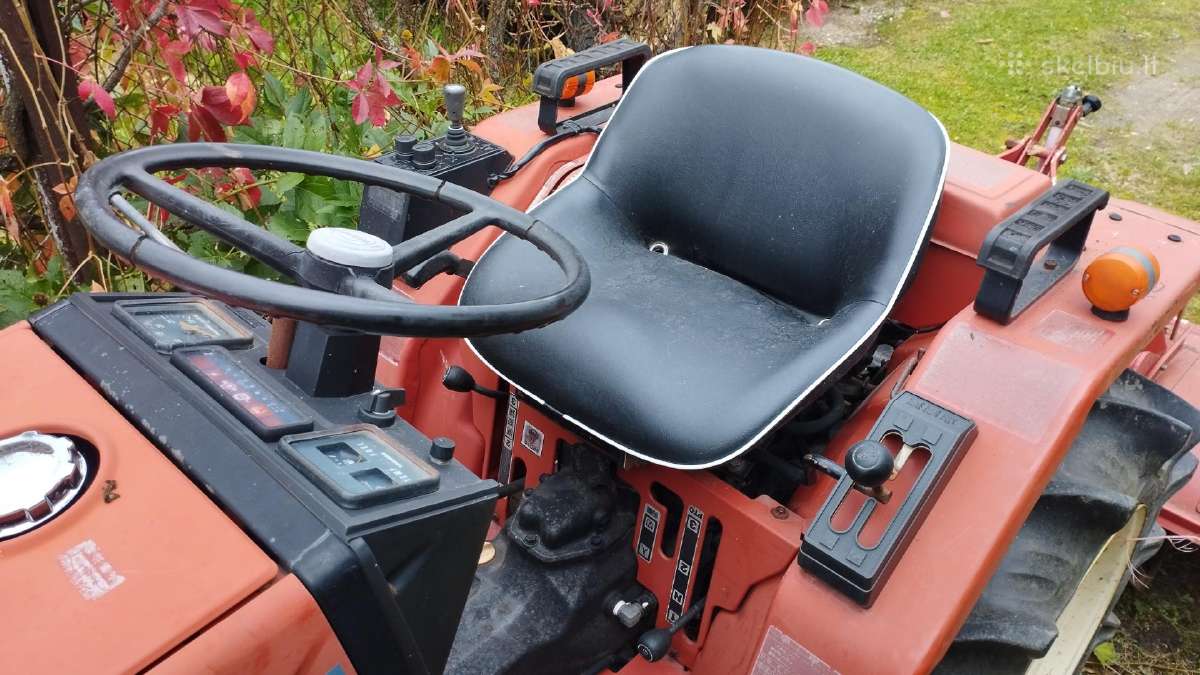 Traktoriukas Yanmar F16d su freza - nuotraukos Nr. 2