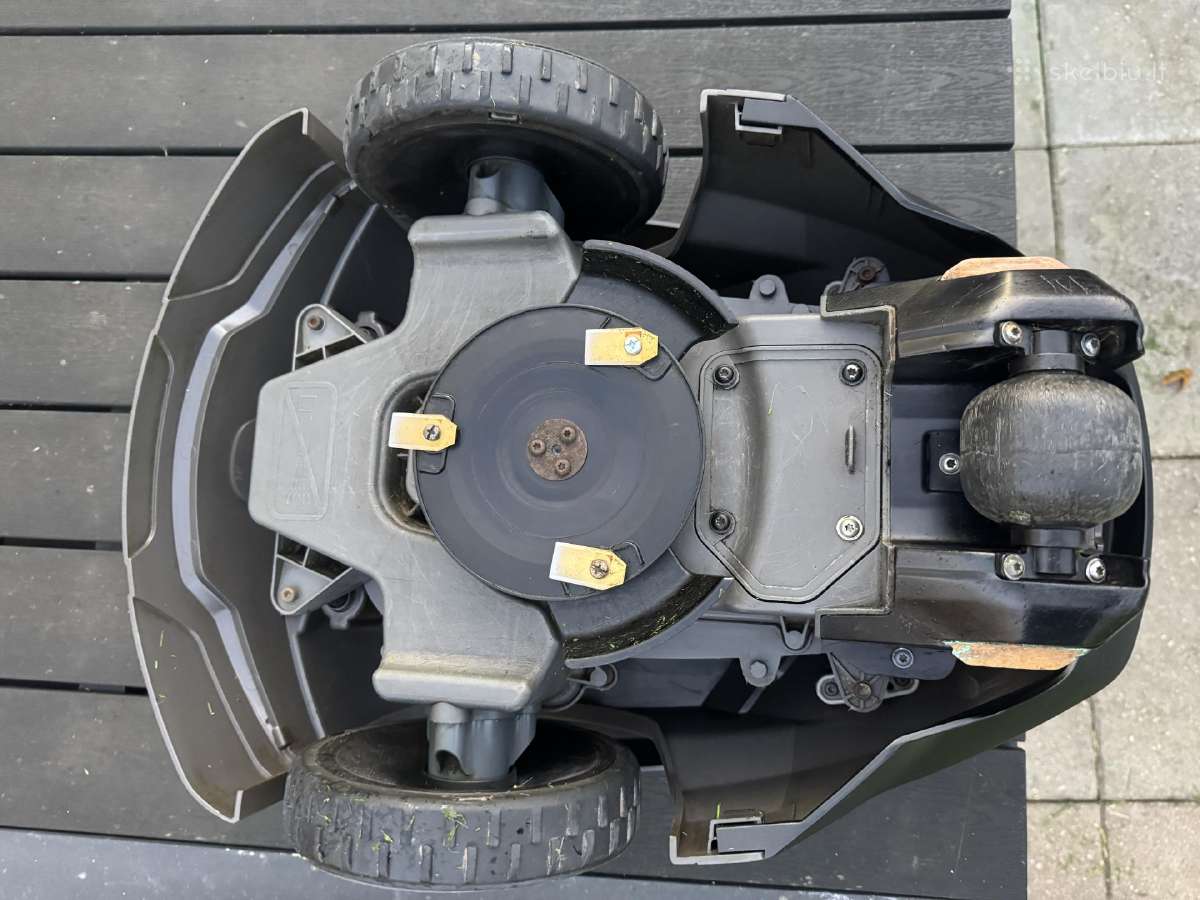 Vejos robotas Hq Automower 305 - nuotraukos Nr. 3