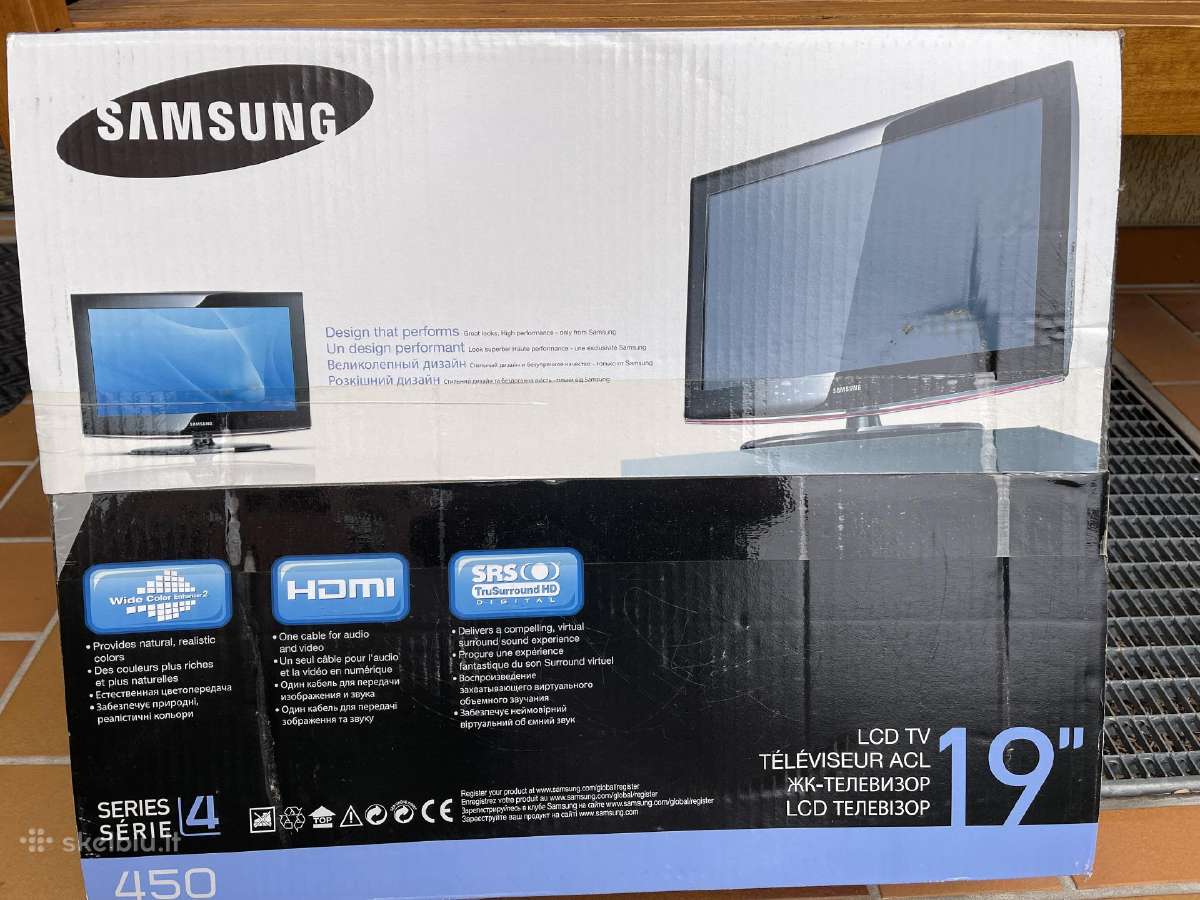 Samsung nuotolinio valdymo pultelis ir TV stovas - nuotraukos Nr. 2