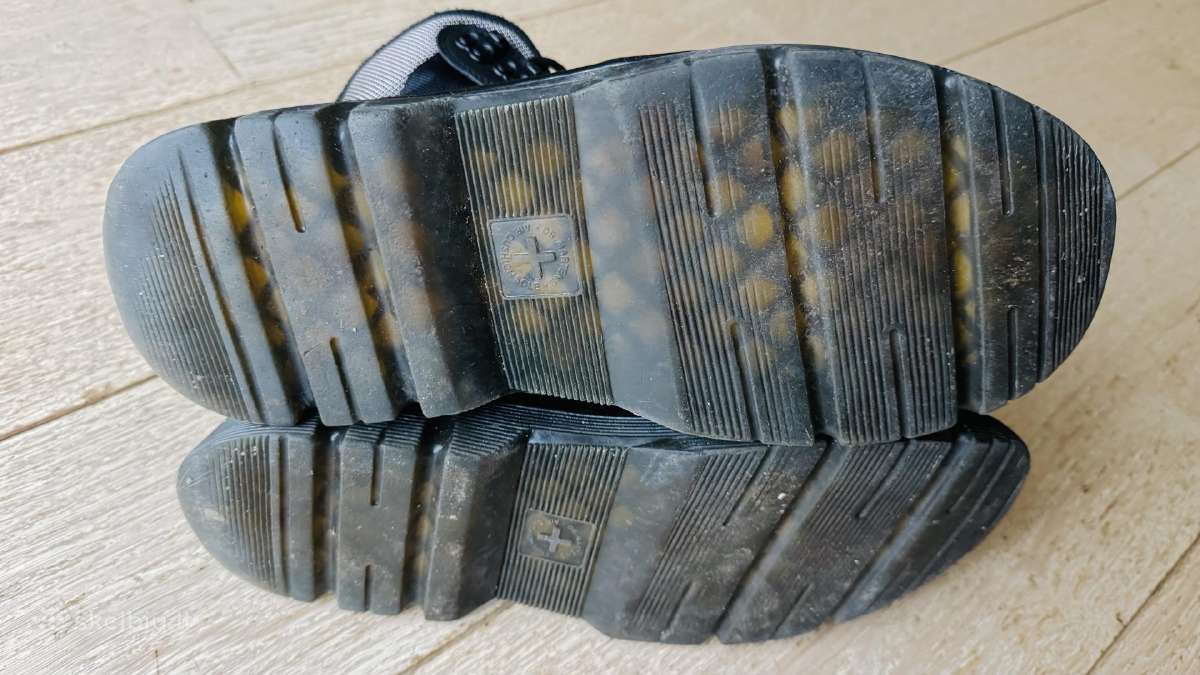 Dr.martens pašiltinti batai - nuotraukos Nr. 7