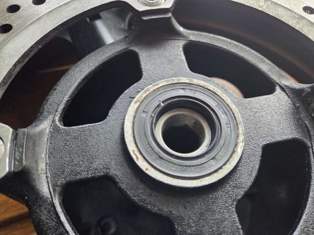 Suzuki dl-1000 2002-2012m galinis ratas - nuotraukos Nr. 8