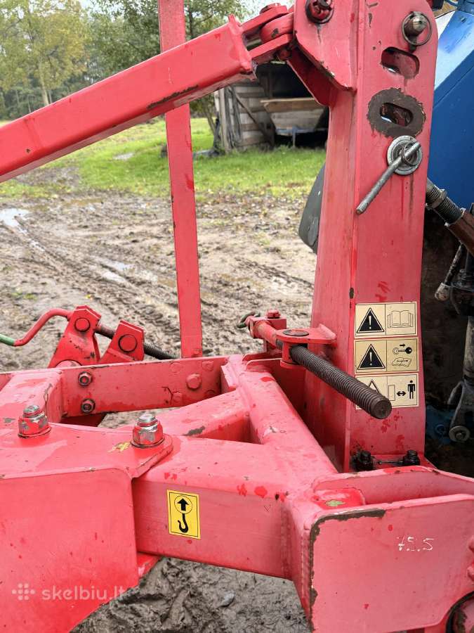 4 korpusų plūgas ir kultivatorius - nuotraukos Nr. 8