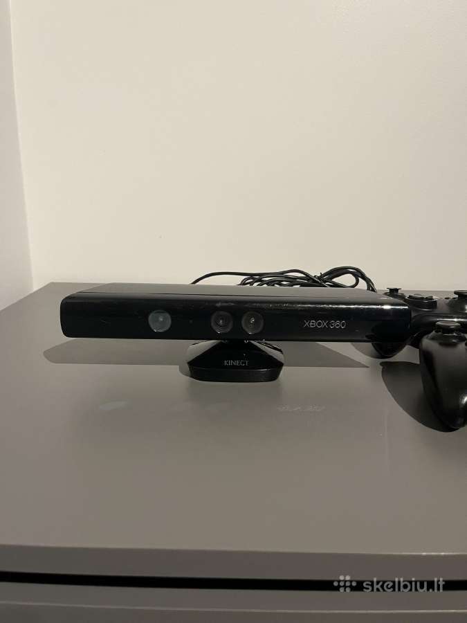 Xbox 360 + 2 pulteliai + Kinect + 18 žaidimų - nuotraukos Nr. 2