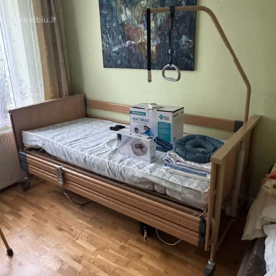Funkcinė lova su čiužiniu ir priedais - nuotraukos Nr. 4
