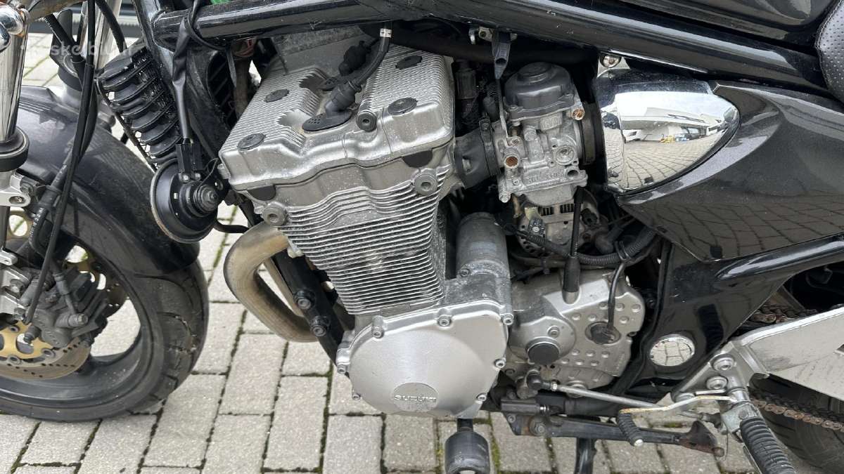 Suzuki Gsx 1100,1127 cm³,74 kw–projektui/remontui - nuotraukos Nr. 3