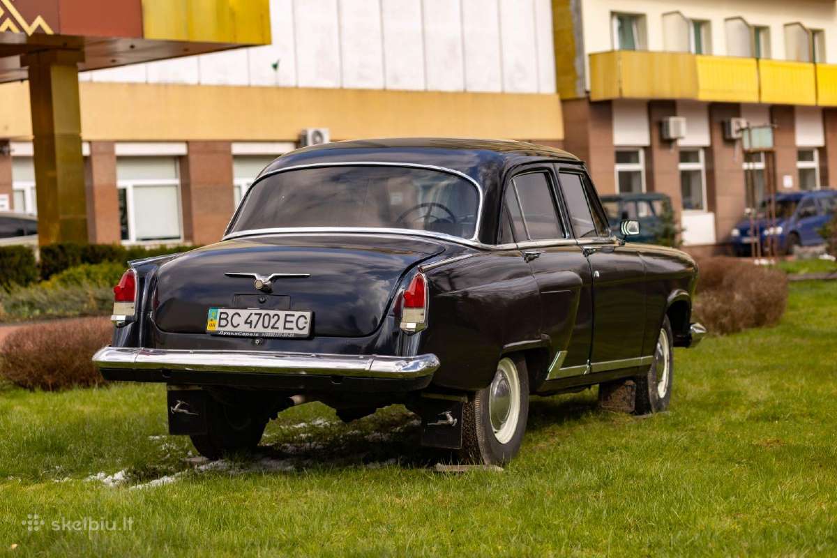 Auto ženkliukai ant purvasargių - nuotraukos Nr. 6