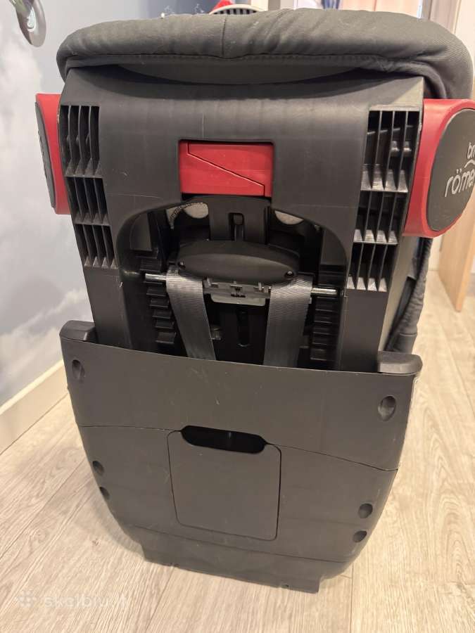 Parduodama Britax Römer King II Ls automobilinė kė - nuotraukos Nr. 4