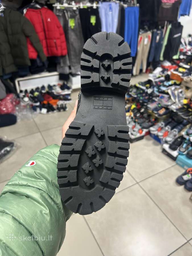Tommy Jeans moteriški juodi aulinukai - nuotraukos Nr. 8