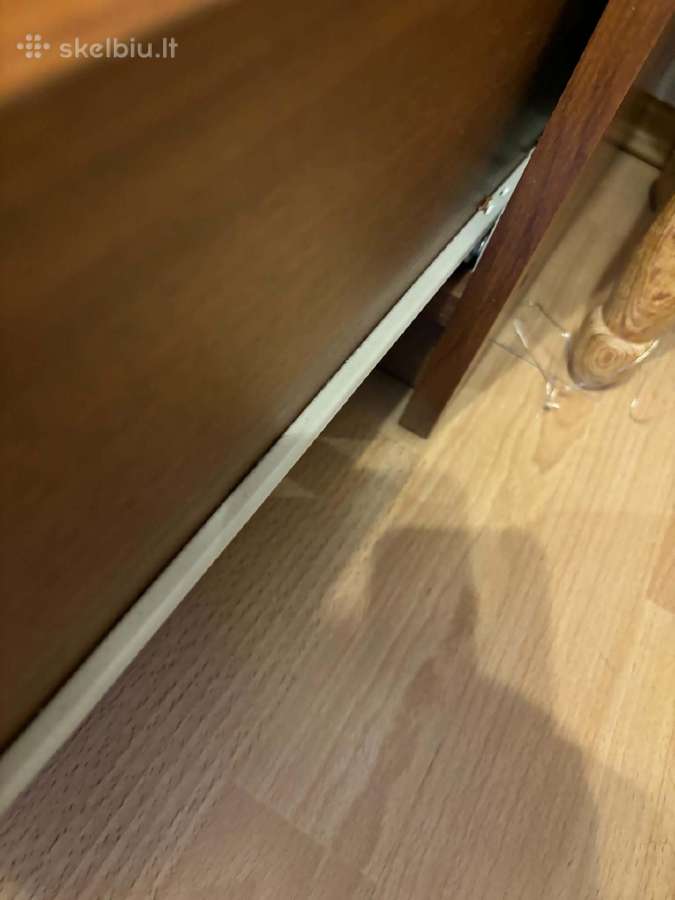 Skandinaviška komoda su stalčiais - nuotraukos Nr. 3