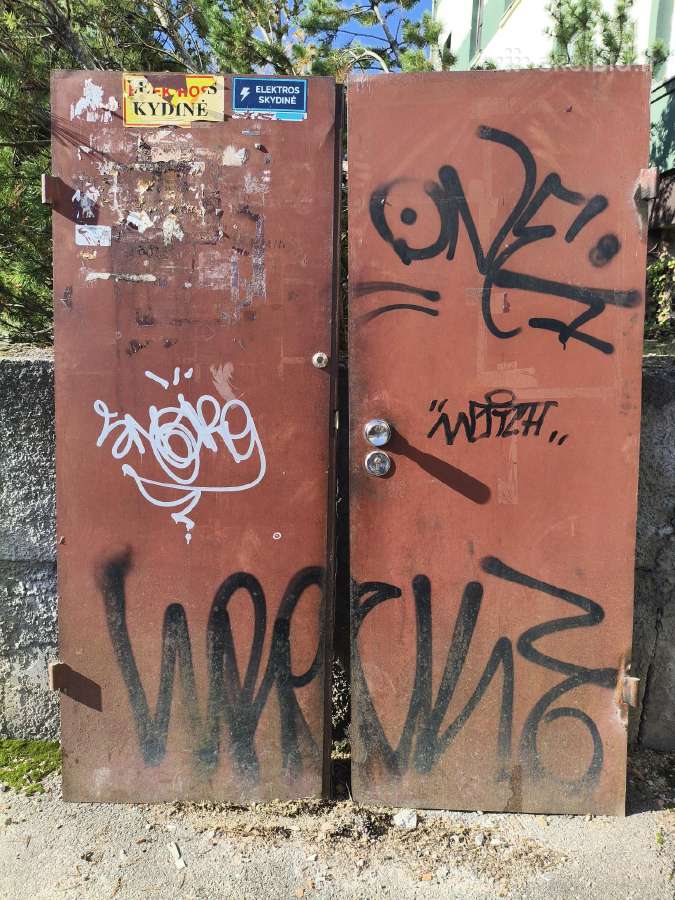 Metalinės durys - nuotraukos Nr. 3