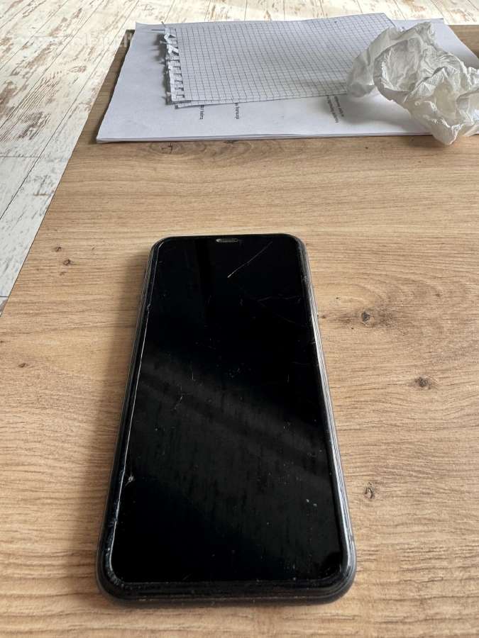11 iPhone - nuotraukos Nr. 2