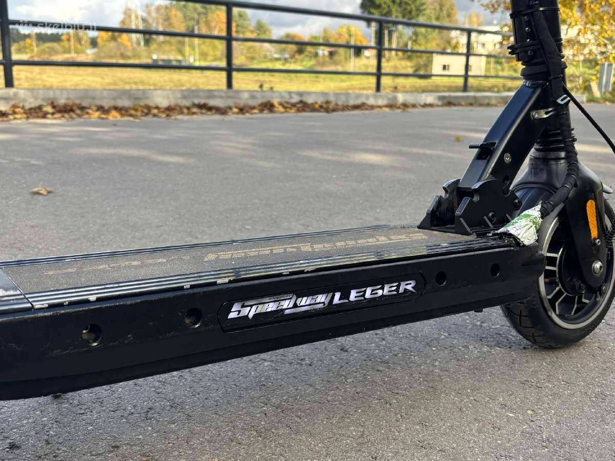 Parduodu gražu ir stilinga paspirtuką būklę 8/10 - nuotraukos Nr. 15
