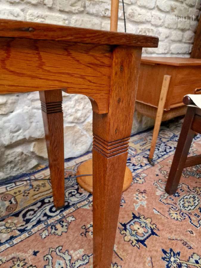 Vintažinis mid century ąžuolo masyvo staliukas - nuotraukos Nr. 2