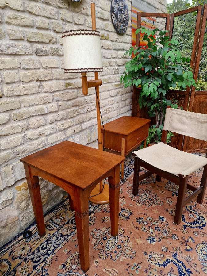 Vintažinis mid century ąžuolo masyvo staliukas - nuotraukos Nr. 8