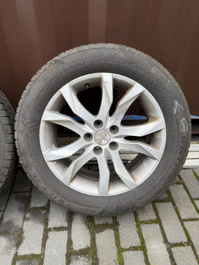 Peugeot 508 ratai su zieminemis padangomis - nuotraukos Nr. 2