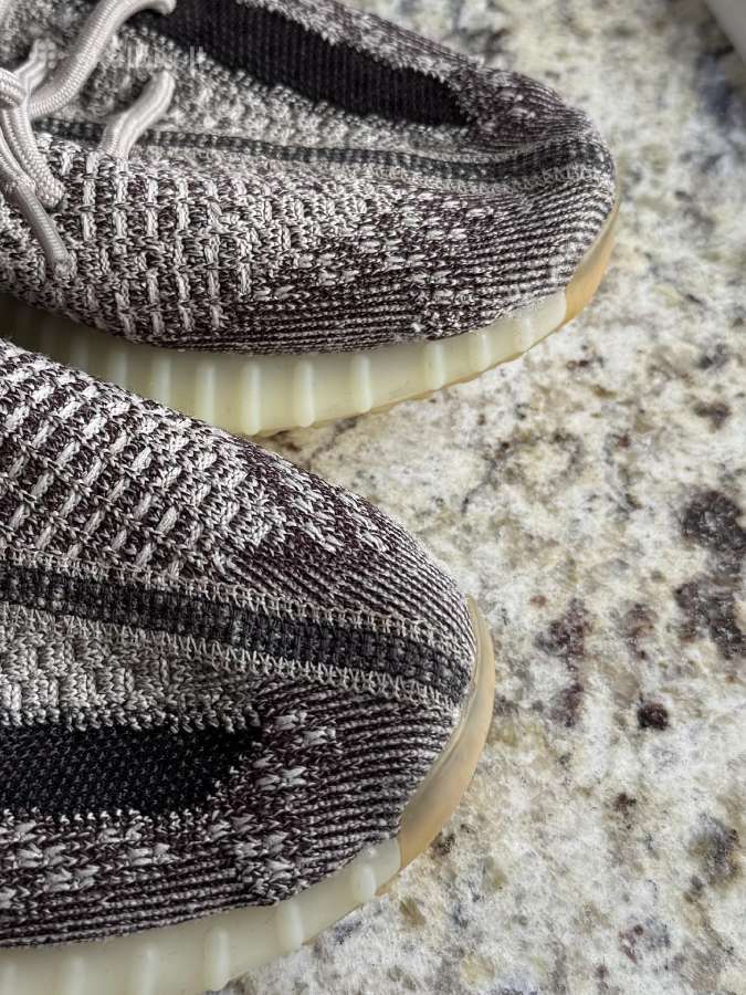 Yeezy Boost 350 V2 Zyon kedai - nuotraukos Nr. 3