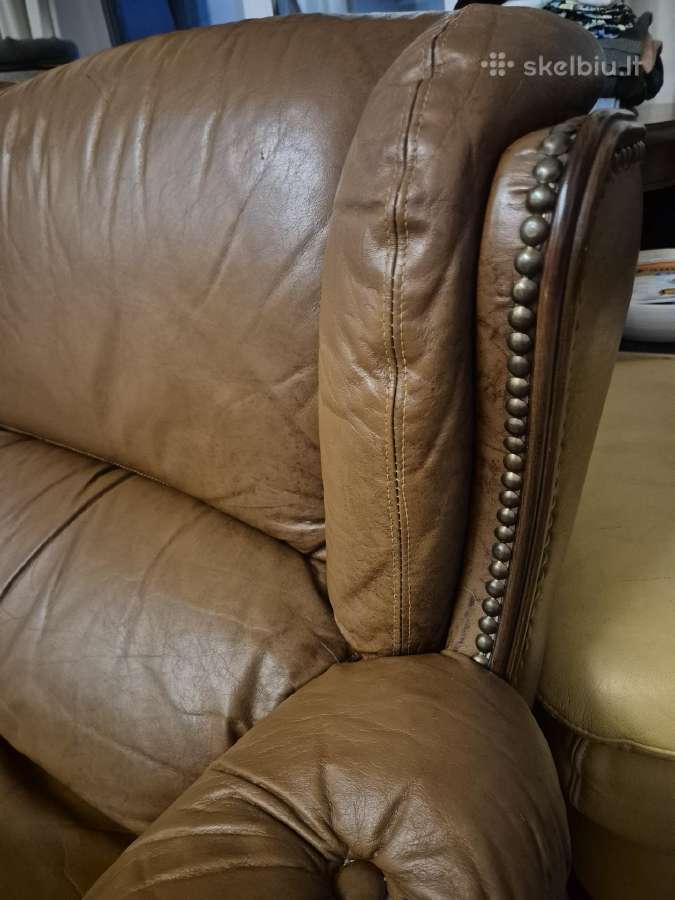 Odinė sofa ir pufas - nuotraukos Nr. 10