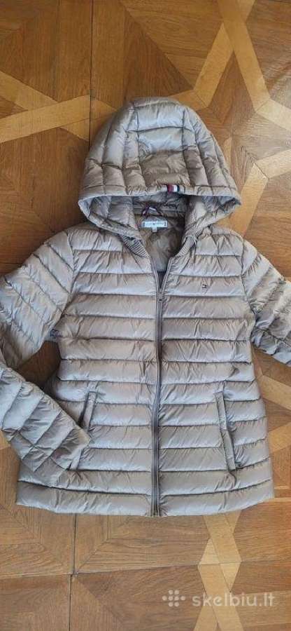 Visai kaip nauja Tommy Hilfiger striukė - nuotraukos Nr. 2