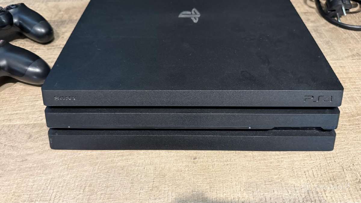 Sony Playstation 4 Pro 1tb - nuotraukos Nr. 2
