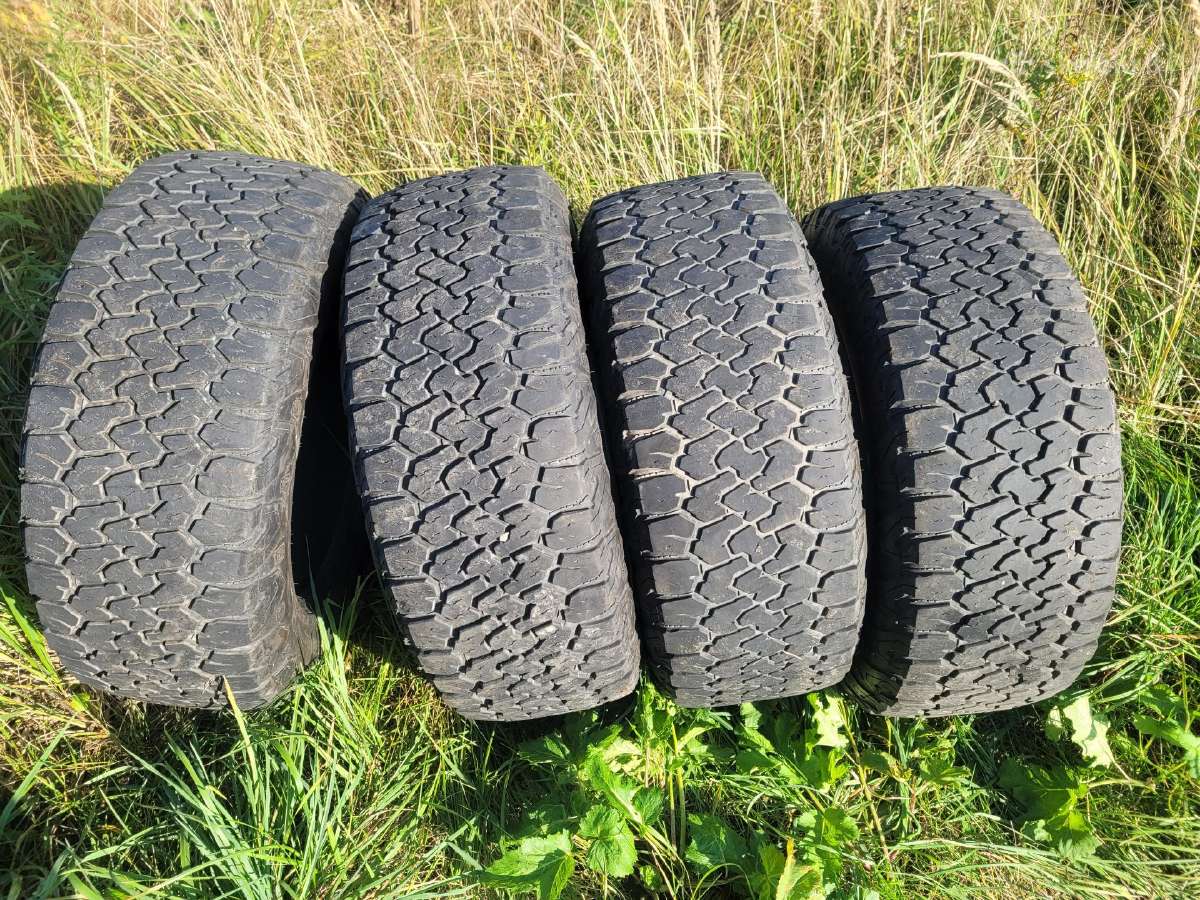 Padangas R13, R14 - R17, R20, R22,5, R25; R28, R38 - nuotraukos Nr. 30