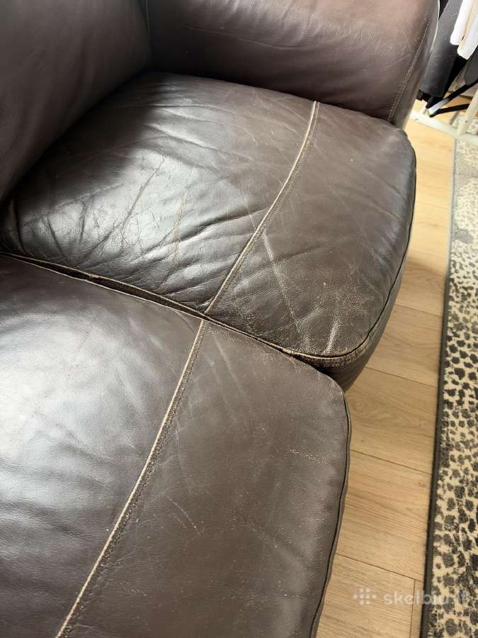 Odinė sofa - nuotraukos Nr. 3