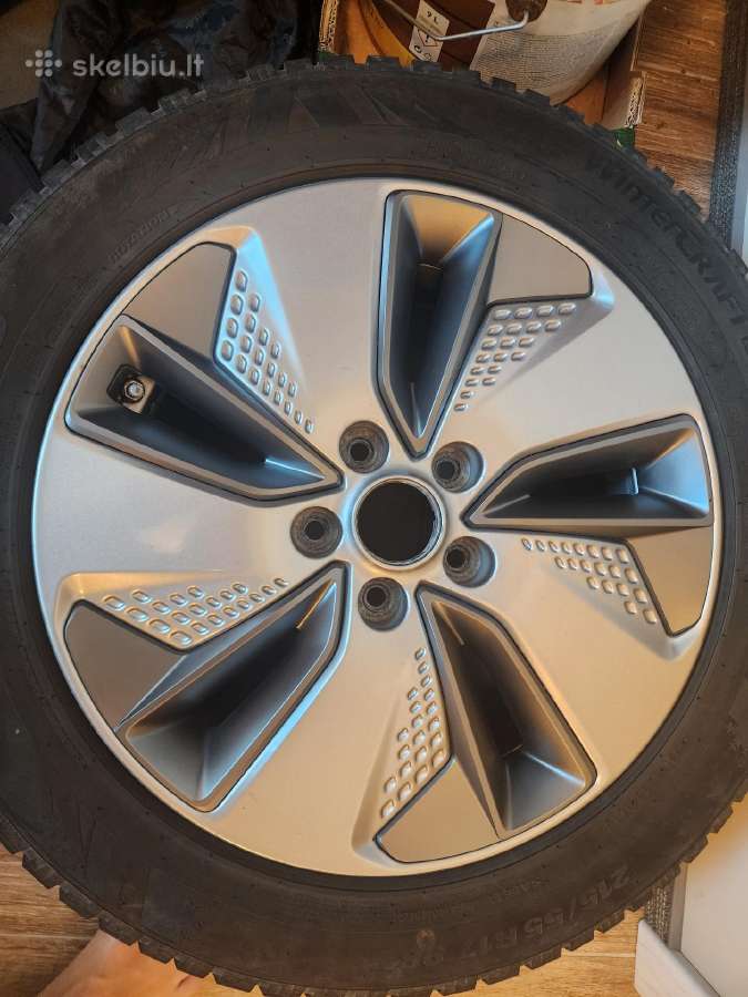 Hyundai kona ratlankiai R17 su padangomis - nuotraukos Nr. 7