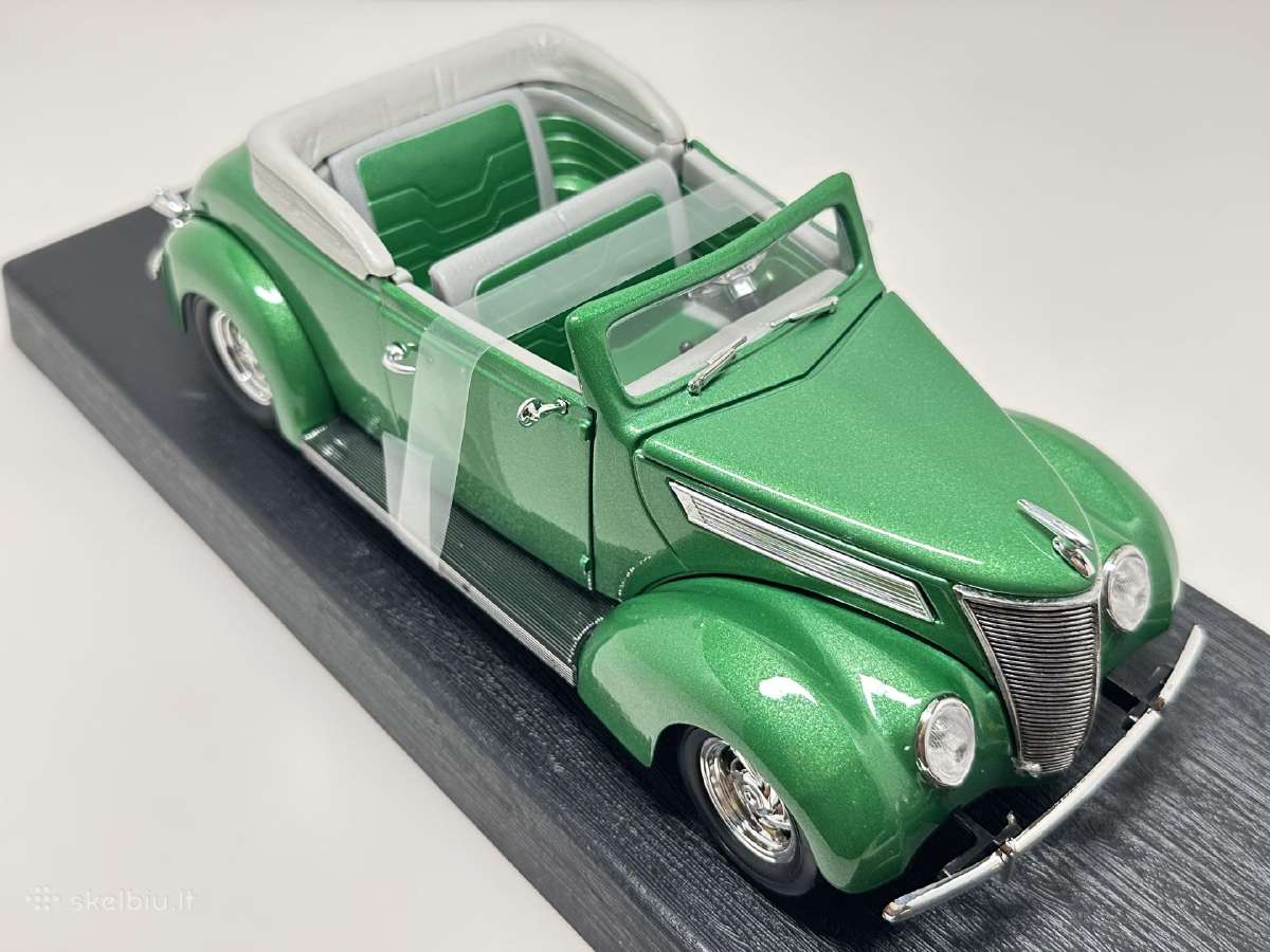 Ford 1937 Convertible žalia 1:18 Road Legends - nuotraukos Nr. 5