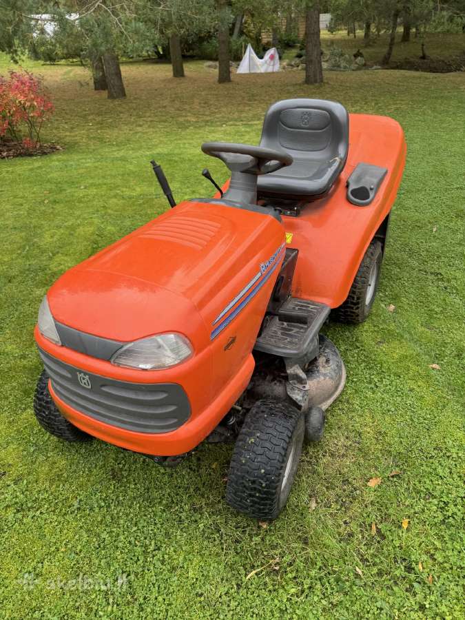 Vejos pjovimo traktoriukas Husqvarna Ct 135 - nuotraukos Nr. 7
