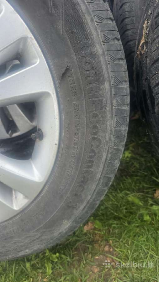 Parduodami R15 lieti ratlankiai su vasarinėmis - nuotraukos Nr. 3