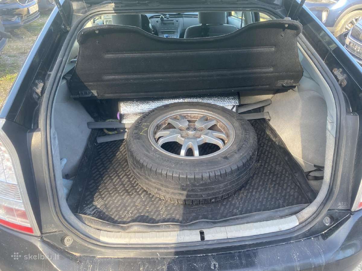 Toyota Prius - nuotraukos Nr. 16