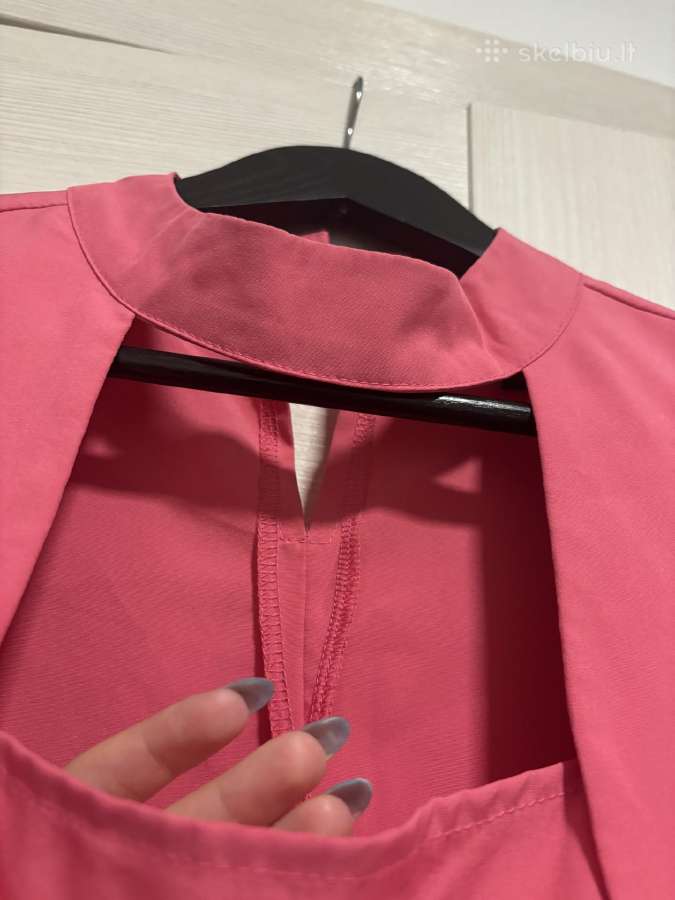 Rožinė crop top palaidinė su iškirpte - nuotraukos Nr. 3