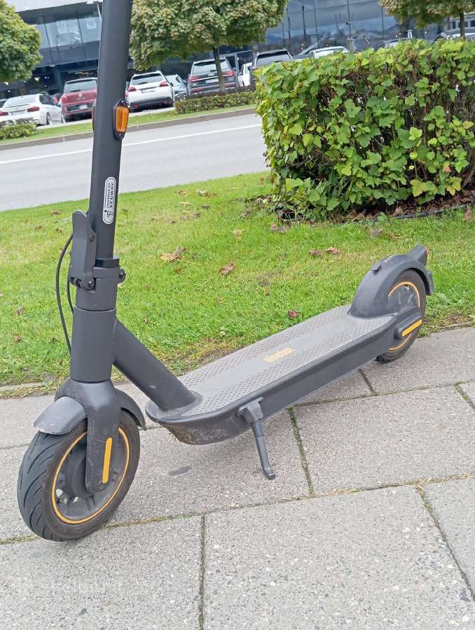 Su dokumentais,ninebot max g 30 ,36km/h važiuoja - nuotraukos Nr. 3