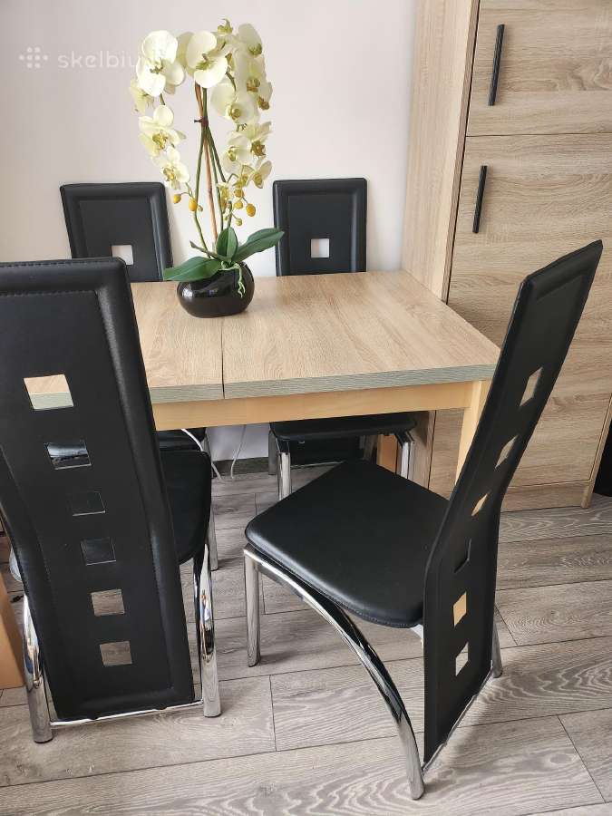 Stalas su keturiomis kėdėmis - nuotraukos Nr. 2