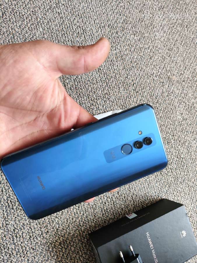 Huawei mate 20 lite labai geros būklės - nuotraukos Nr. 2