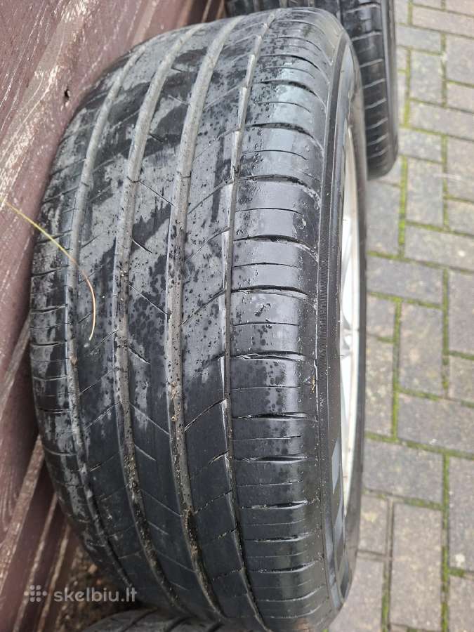 Volvo ratlankiai su vasarinėmis padangomis - nuotraukos Nr. 3
