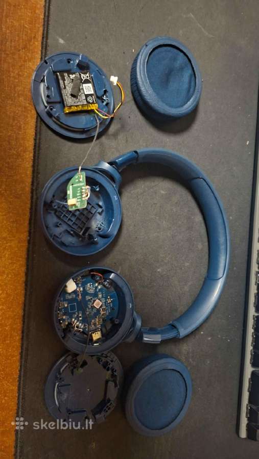 Jbl Tune 550bt Entuziastams ir remontui - nuotraukos Nr. 3