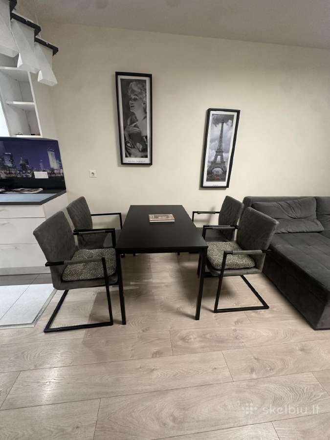 Stalo ir 4 kedžių komplektas - nuotraukos Nr. 5